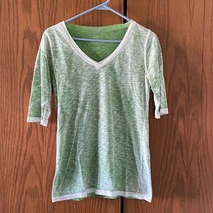 Artisans V-Neck ¾ Sleeve Top